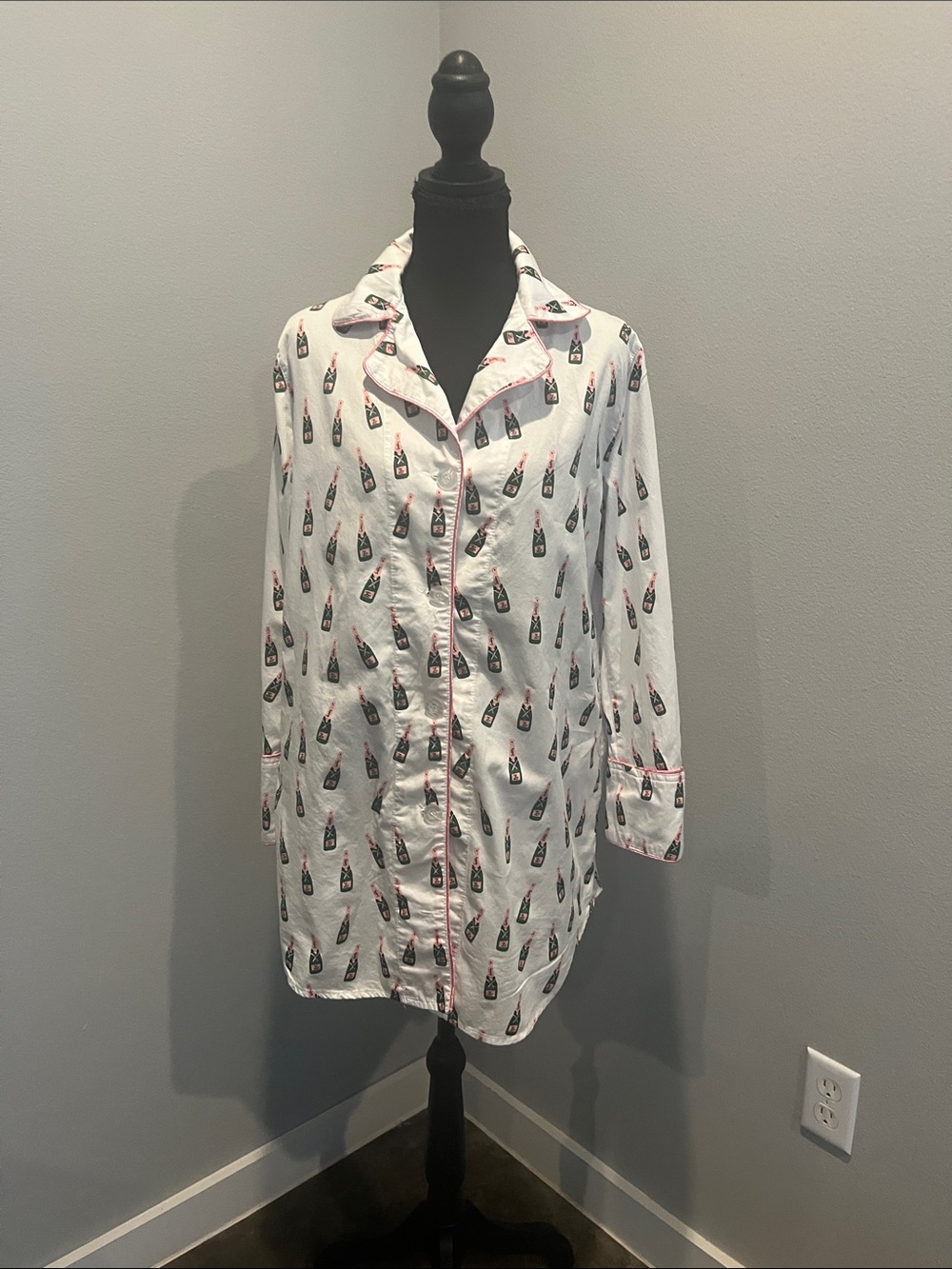 Toss Designs White Sleep Shirt with Pink & Green Champagne Bottle Print